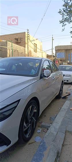 هیوندای ئەلەنترا
